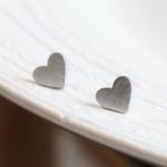 Tiny heart earring