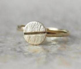 Knuckle ring, adjustable ring nail ring in gold