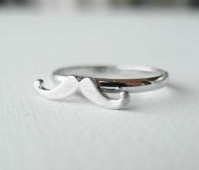 Tiny mustache adjustable ring in silver