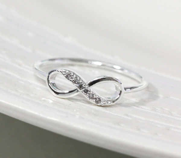ring with infinity stones